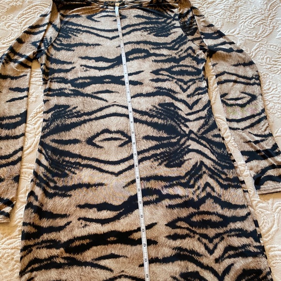 Dress - Picture 4 of 7